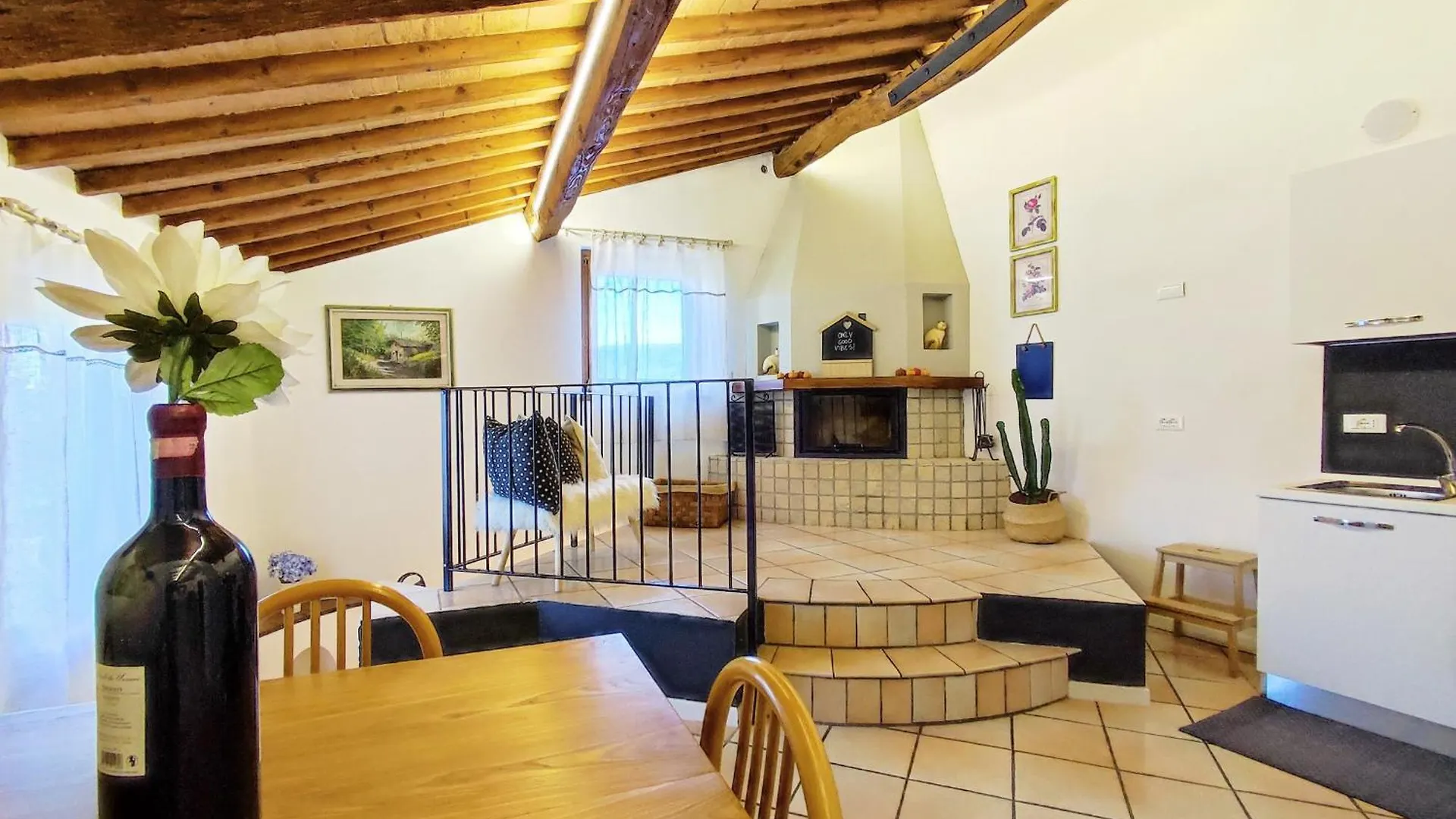 Flavia 'S Home With View San Gimignano Apartments إيطاليا